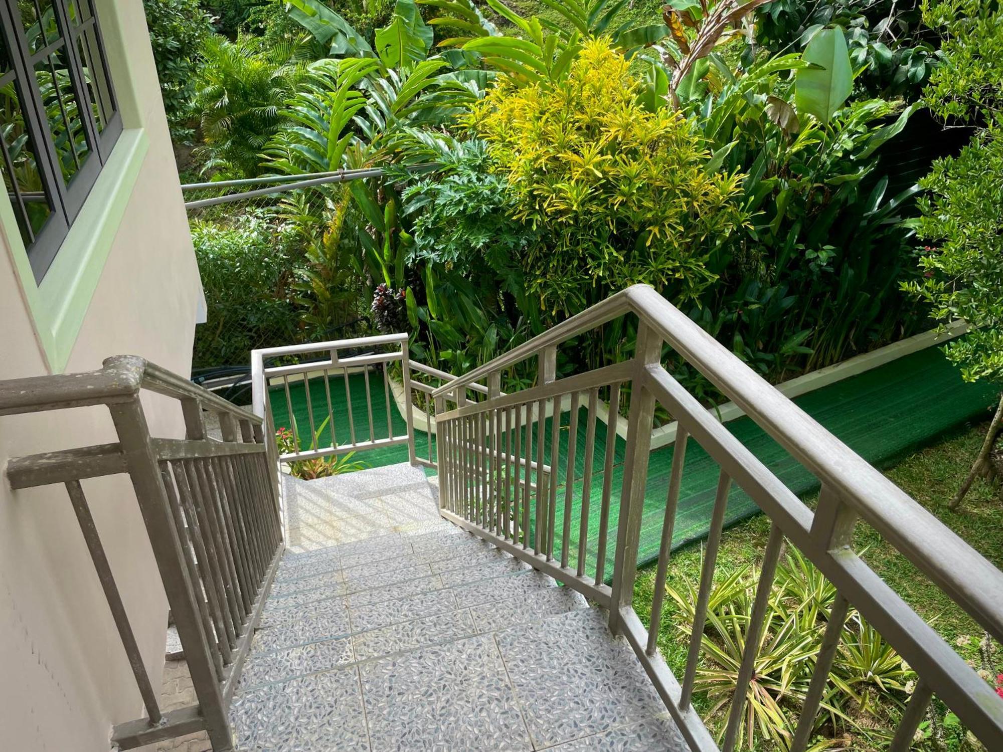 Belle Montagne Holiday Apartments Grand Anse  Bagian luar foto